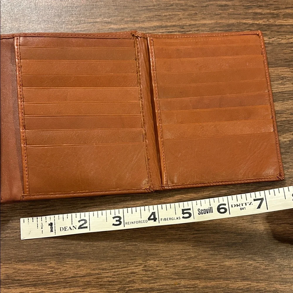 Men's Brown Leather Bifold Wallet - Classic Style